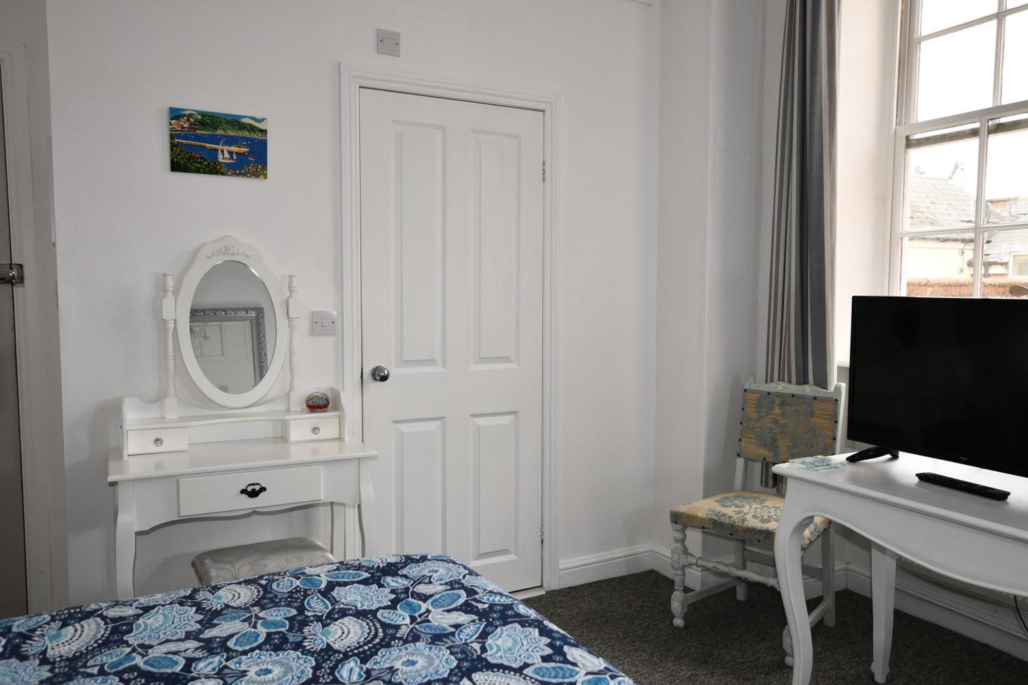 Hotel No. 98 Boutique